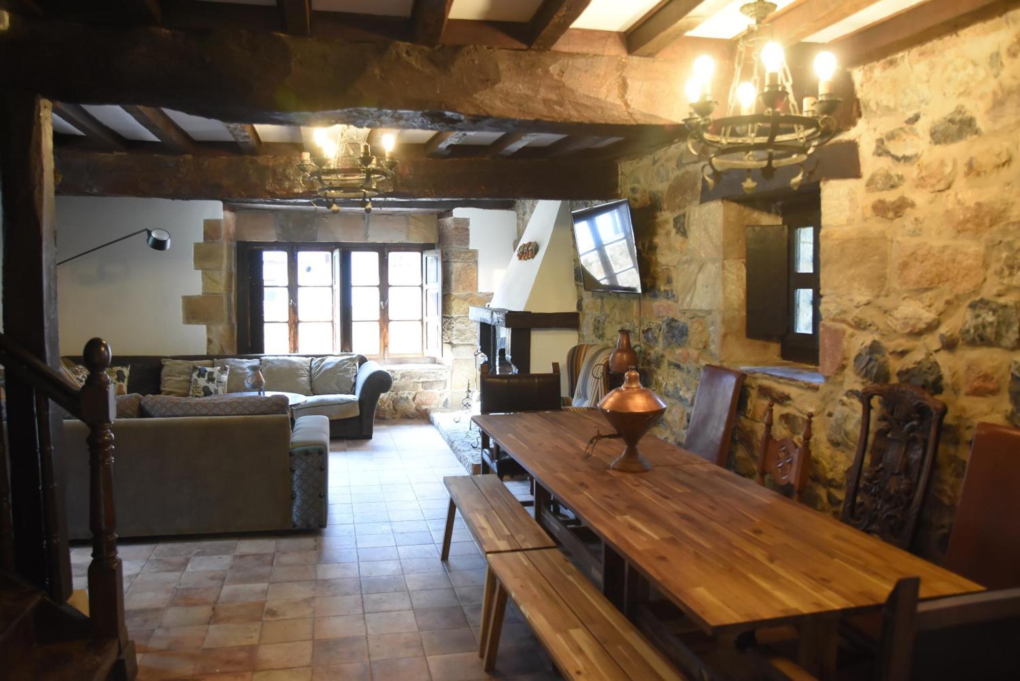Espectacular Casa Rural En Castaneda Socobio Екстериор снимка