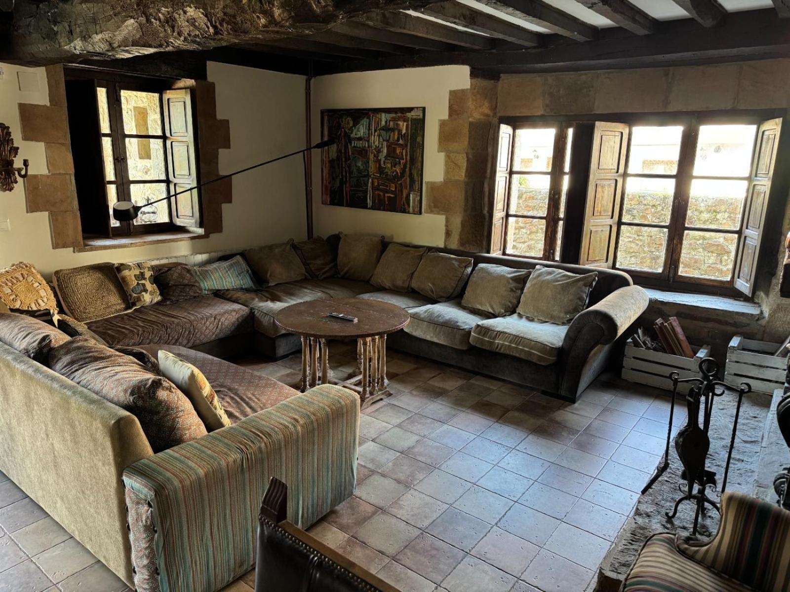 Espectacular Casa Rural En Castaneda Socobio Екстериор снимка