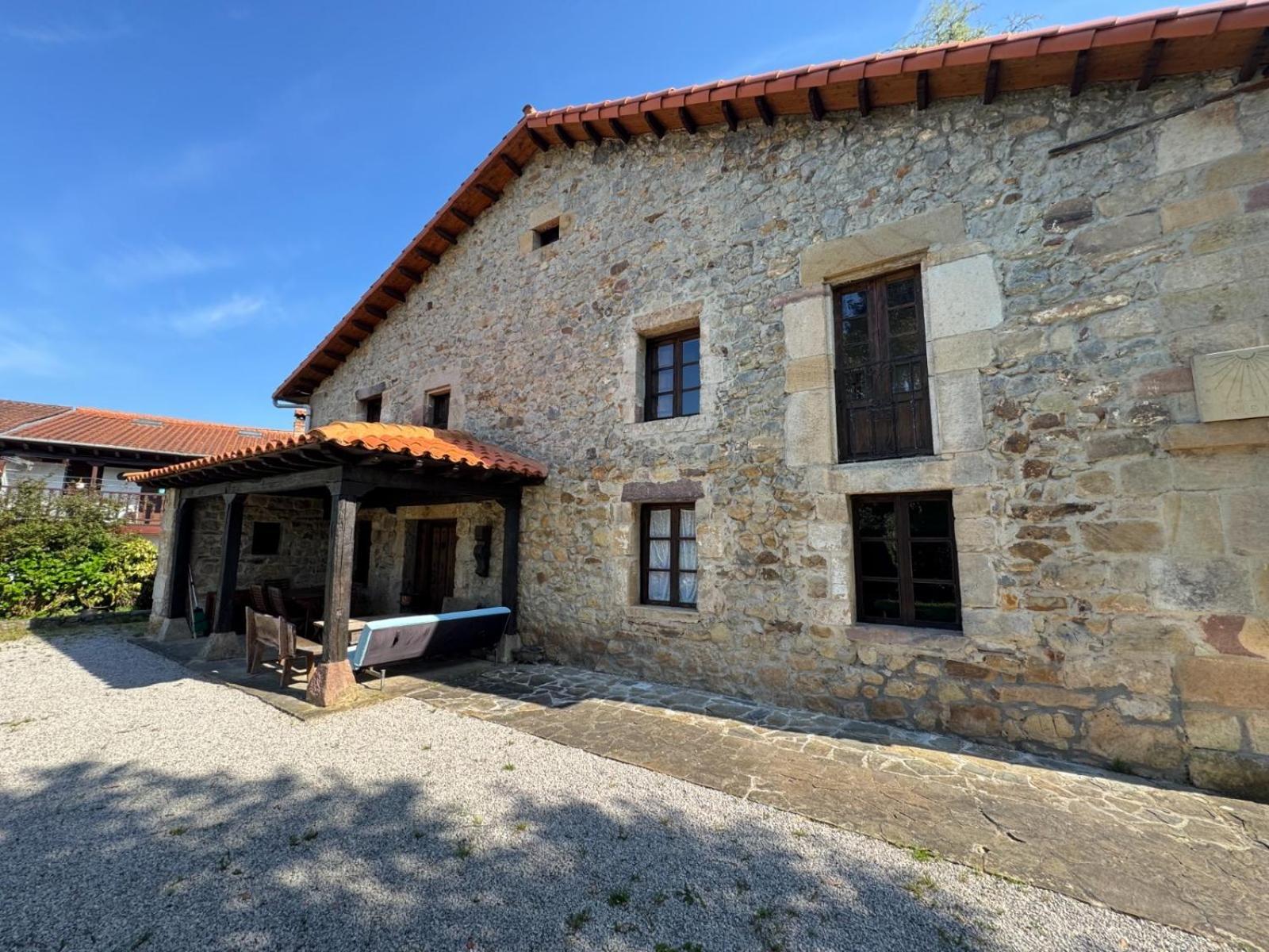 Espectacular Casa Rural En Castaneda Socobio Екстериор снимка