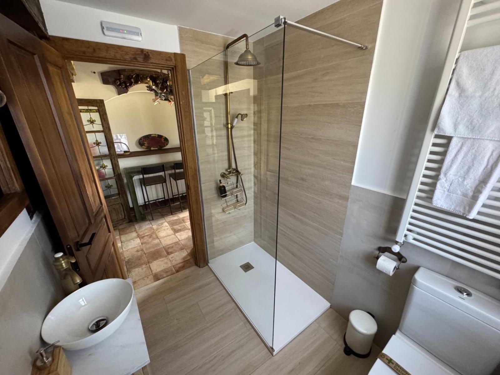 Espectacular Casa Rural En Castaneda Socobio Екстериор снимка